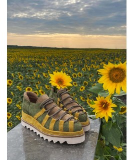 Labyrinth in Green & Yellow